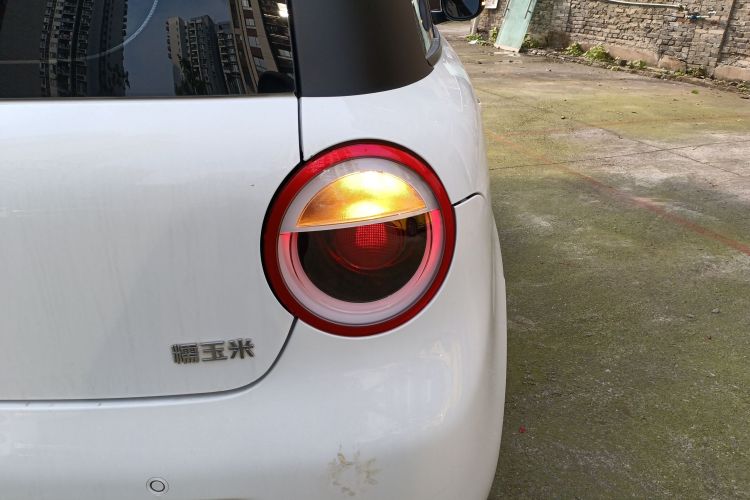 长安启源 长安Lumin 2022款 210km 香甜款车身外观9