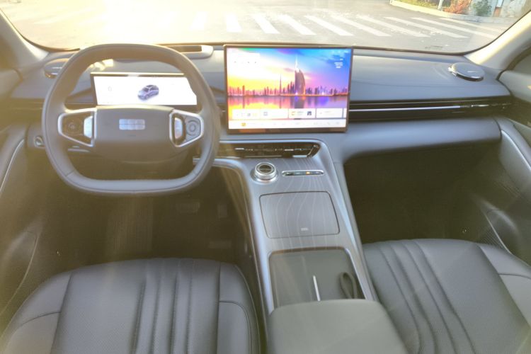 吉利银河 银河E5 2024款 530km 探索+版中控内饰12