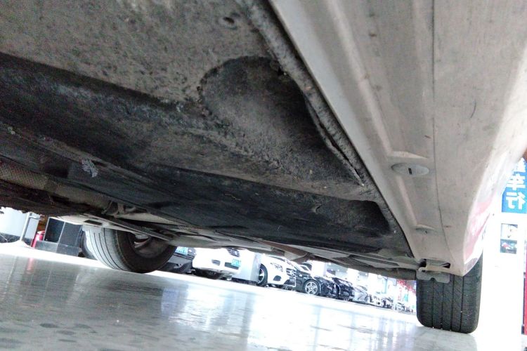 奔驰A级(进口) 2016款 A 180局部细节9001