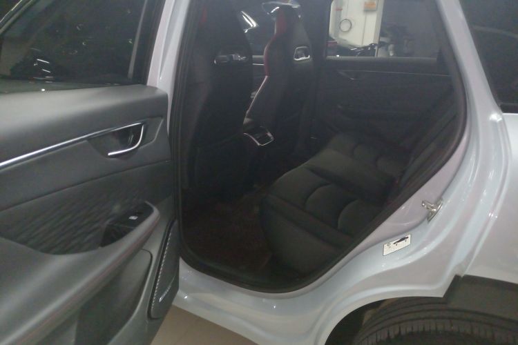 北京汽车 魔方 2023款 1.5T DCT青春版中控内饰21