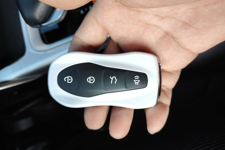 吉利汽车 星越新能源 2021款 ePro 耀星者 纯电动续航56KM中控内饰11