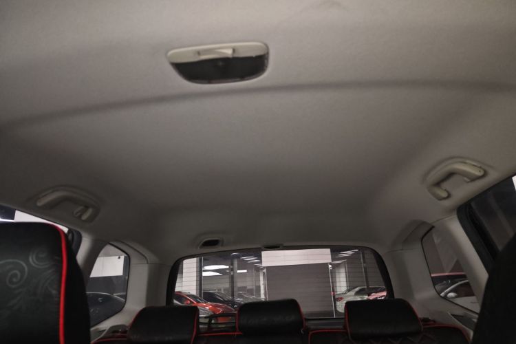 斯巴鲁 森林人 2014款 2.0i 自动舒适版局部细节22