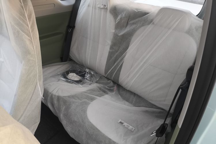 吉利银河 熊猫 2025款 210km 元气熊中控内饰7004