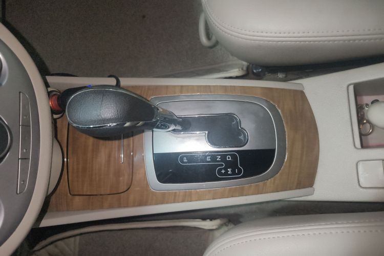 别克 凯越 2015款 1.5L 自动经典型局部细节18