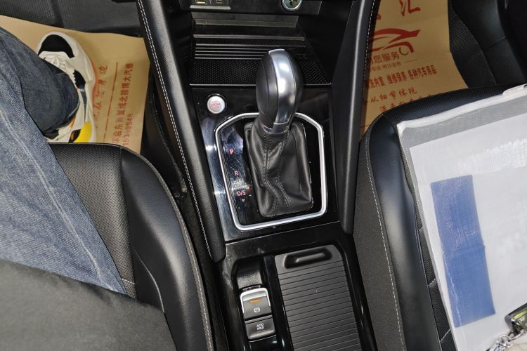 捷达VS7 2023款 280TSI 自动悦享版中控内饰18