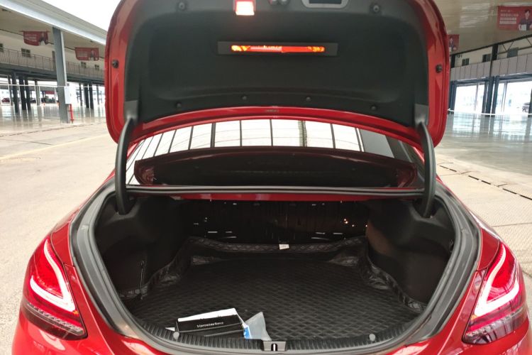 奔驰C级 2019款 C 180 L 时尚型运动版局部细节23