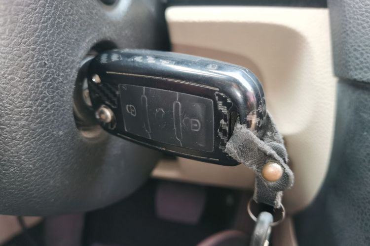 大众 高尔夫 2012款 1.6 自动舒适型中控内饰11