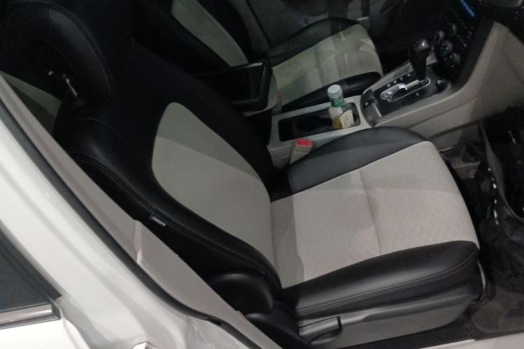 雪佛兰 科帕奇 2015款 2.4L 两驱城市版 5座局部细节41