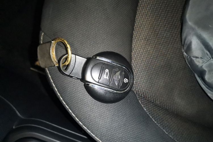 MINI 2018款 1.5T ONE PLUS中控内饰11