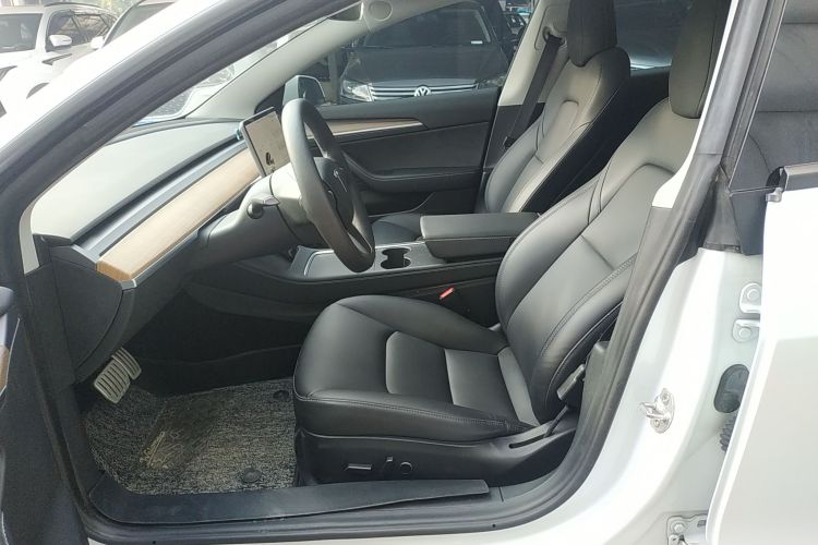 特斯拉 Model 3 2021款 Performance高性能全轮驱动版局部细节19