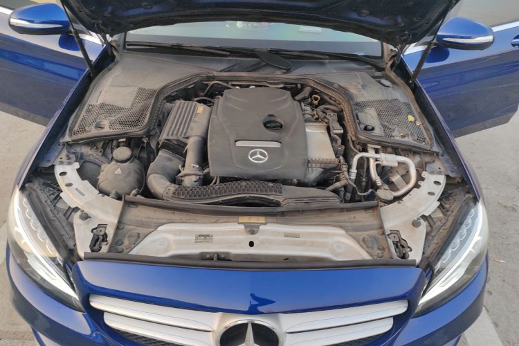 奔驰C级 2017款 改款 C 200 L 运动版机舱底盘24