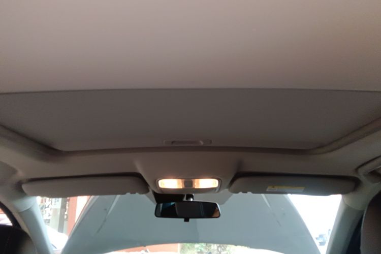 蓝电E5 2024款 荣耀版 100KM尊享型 7座中控内饰22