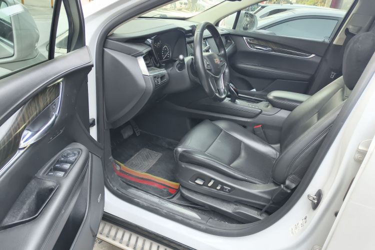 凯迪拉克XT5 2018款 28T 四驱豪华型中控内饰7003