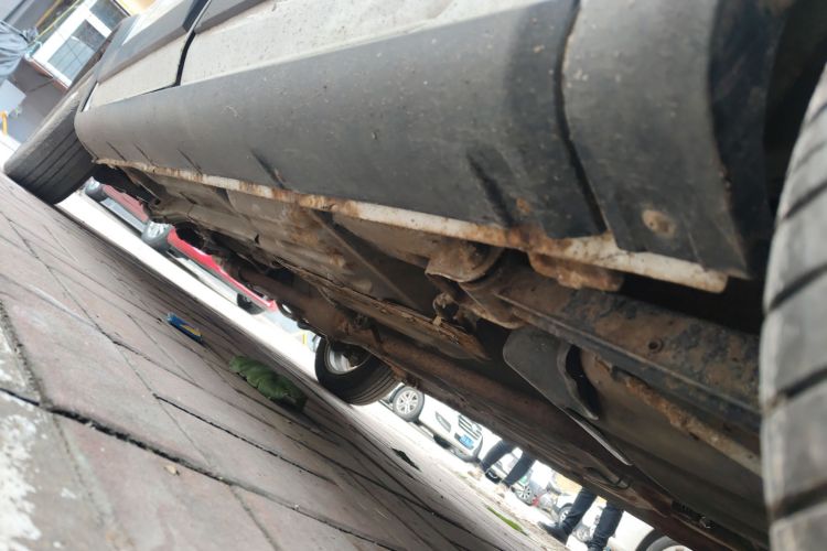 铃木 北斗星X5 2015款 1.0L 精英型局部细节9003