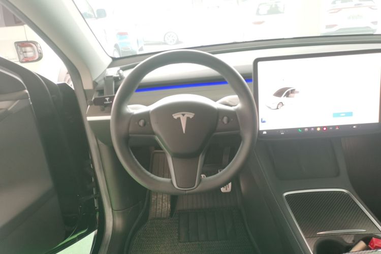 特斯拉 Model Y 2022款 改款 后轮驱动版局部细节13