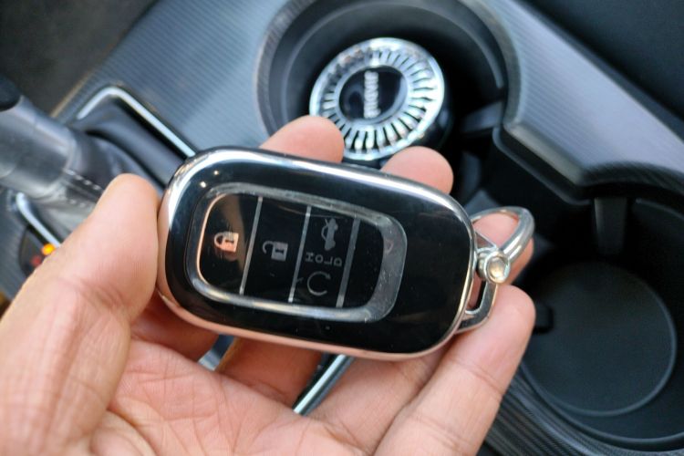 本田 思域 2022款 240TURBO CVT燃动版中控内饰7001