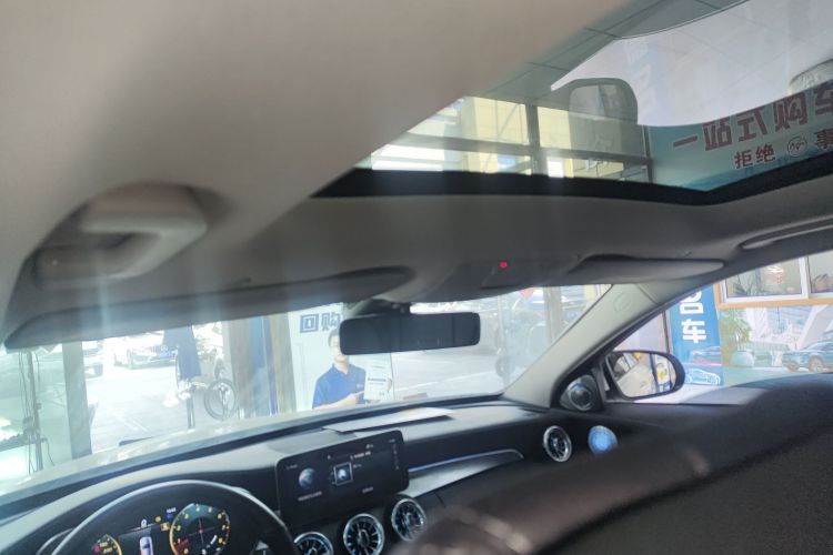 奔驰C级 2021款 C 200 L 时尚型运动版中控内饰22