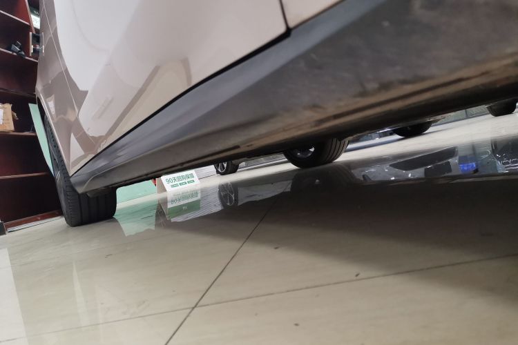 蔚来ET5T 2023款 75kWh Touring局部细节9001