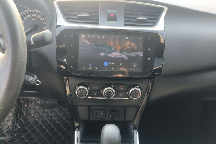 日产 轩逸 2021款 经典 1.6XL CVT豪华版中控内饰16