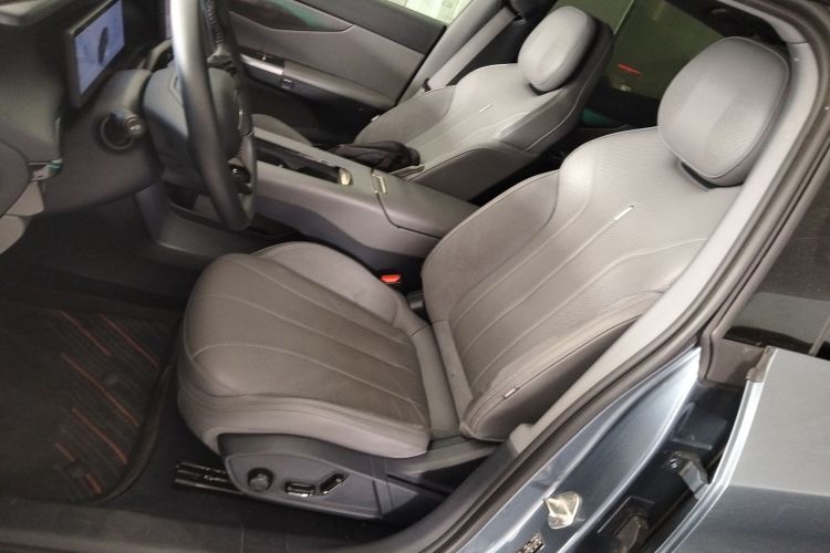 领克07 2024款 EM-P 126长续航 Ultra中控内饰19