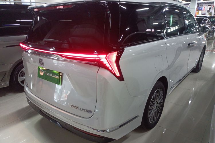 别克GL8新能源 2024款 陆尊 奢享版 6座车身外观7