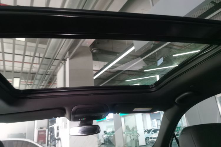 凯迪拉克XT5 2022款 2.0T 两驱豪华型局部细节22