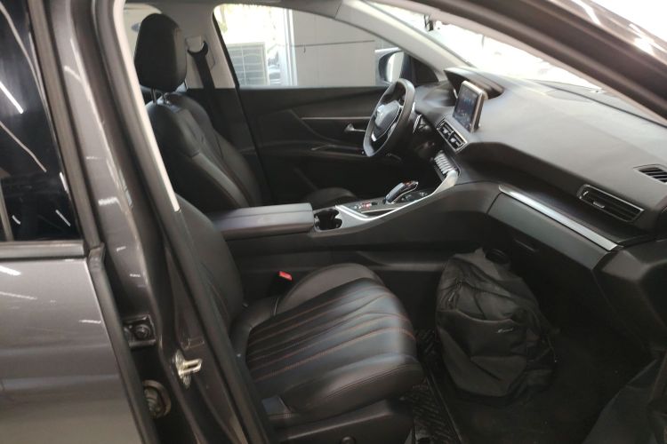 标致4008 2018款 350THP 精英版局部细节41