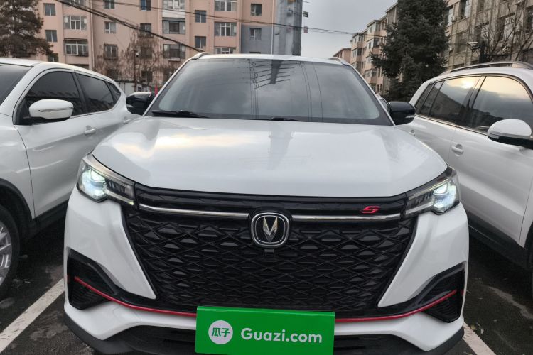 长安CS55PLUS 2022款 蓝鲸版 1.5T DCT豪华型车身外观2