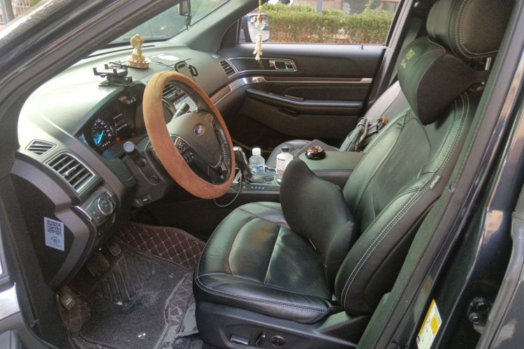 福特 探险者(进口) 2016款 2.3T 精英版局部细节19