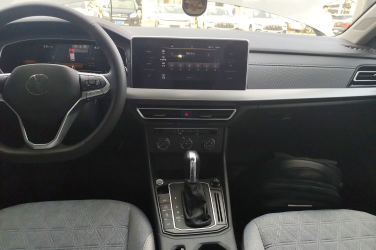 大众 朗逸 2023款 300TSI DSG满逸版中控内饰16