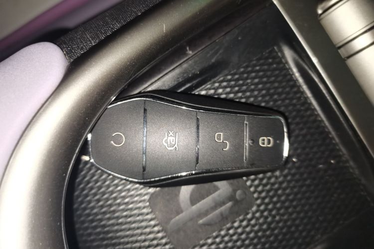 比亚迪 海豚 2021款 405km 时尚版中控内饰7001