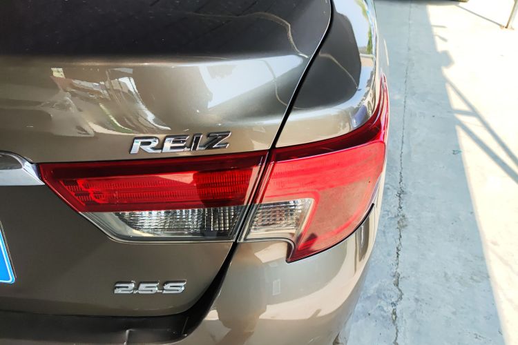 丰田 锐志 2013款 2.5S 菁锐版车身外观6006