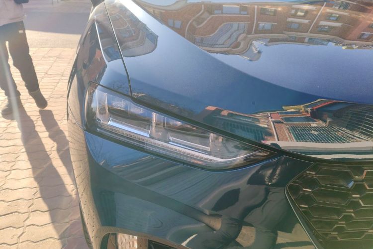 魏牌 VV7 2019款 升级款 2.0T 旗舰型 国V车身外观8