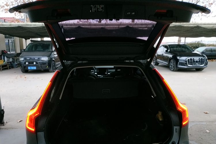 沃尔沃V90 2017款 Cross Country T5 AWD 智远版局部细节23