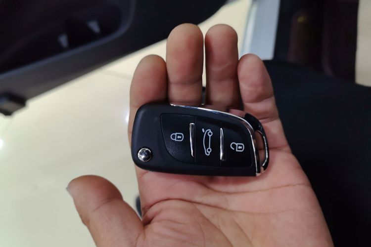 丰田 威驰 2021款 1.5L CVT创行版中控内饰7001