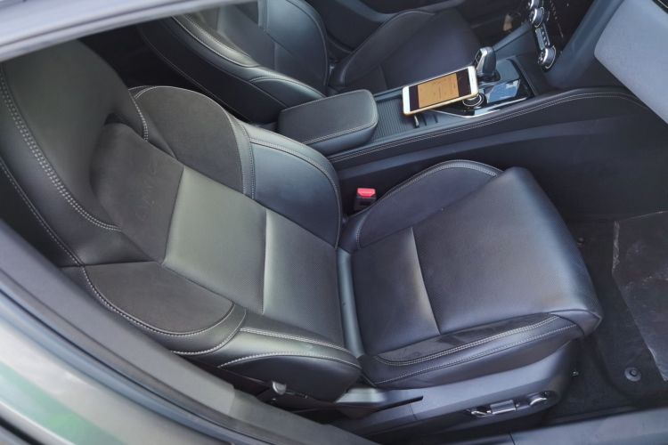 领克03 2021款 2.0TD 自动劲 冠军版局部细节41