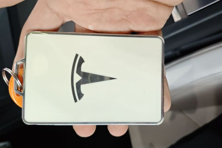 特斯拉 Model 3 2023款 后轮驱动版中控内饰11