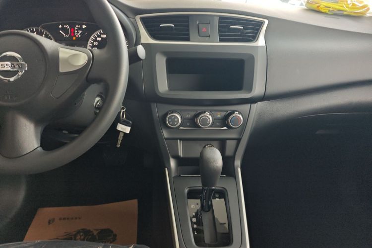 日产 轩逸 2024款 改款三 经典 1.6XE CVT舒适版局部细节16