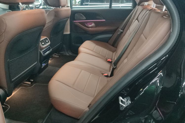 奔驰GLE 2025款 改款 GLE 350 4MATIC 动感型中控内饰21
