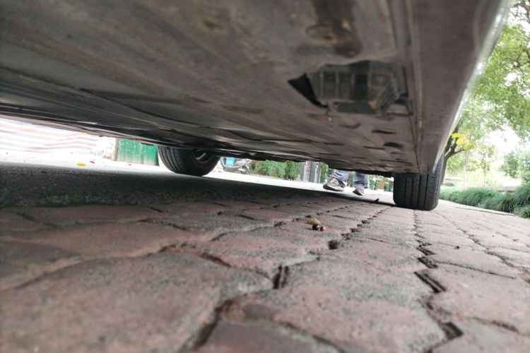 宝马3系 2013款 320Li 时尚型局部细节9004