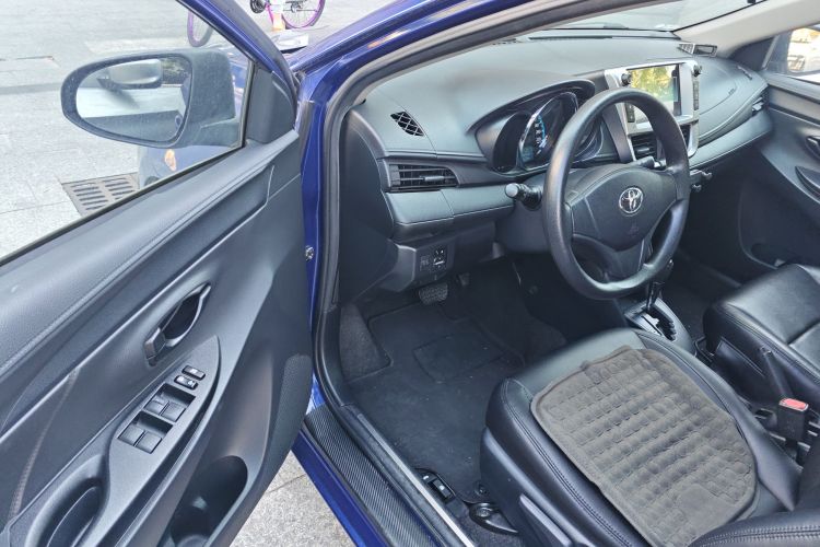 丰田 YARiS L 致享 2019款 1.5E CVT魅动版 国VI中控内饰20