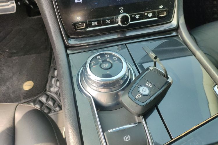 福特 金牛座 2019款 EcoBoost 245 尊享版中控内饰18