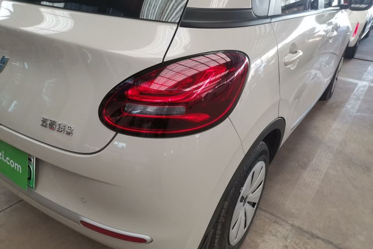 五菱汽车 五菱缤果 2023款 203km 轻享款车身外观6006