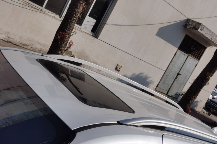 丰田 格瑞维亚 2024款 2.5L混动 舒适版局部细节57