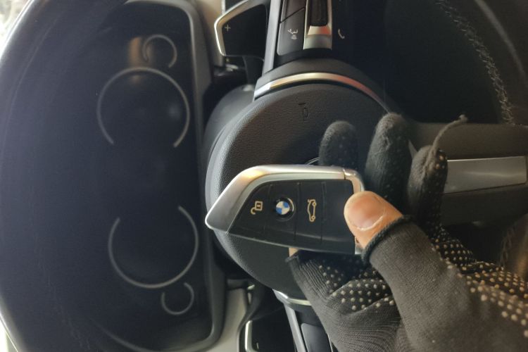 宝马X6 2019款  xDrive35i尊享型 M运动套装中控内饰11