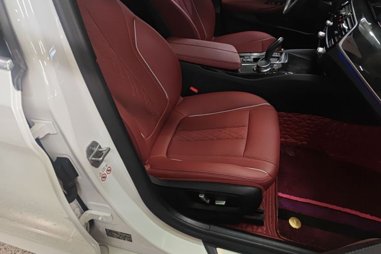 宝马5系 2021款 改款 525Li M运动套装局部细节41