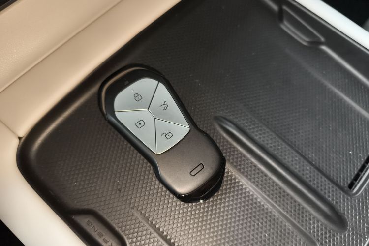 小鹏G6 2023款 580 长续航 Max中控内饰11