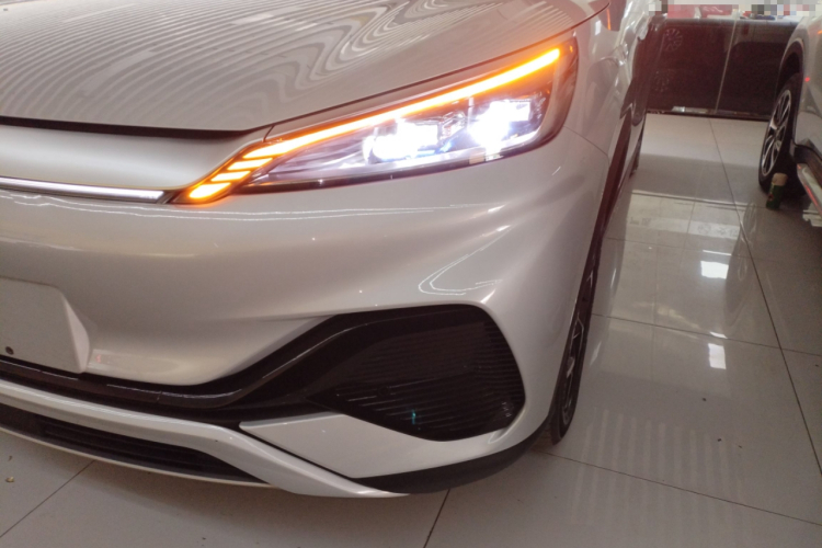 比亚迪 元PLUS 2023款 冠军版 510KM 超越型局部细节36