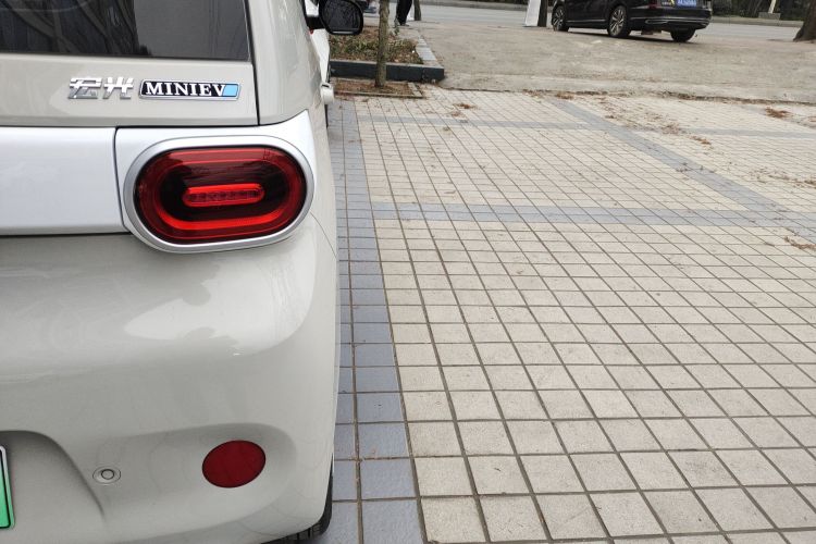 五菱汽车 宏光MINIEV 2024款 第三代 215km 青春版车身外观6006