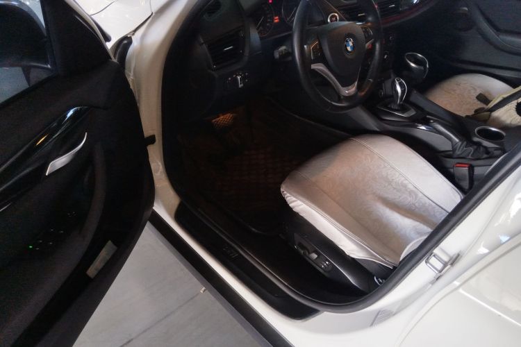 宝马X1 2015款 sDrive18i 时尚晋级版中控内饰7003